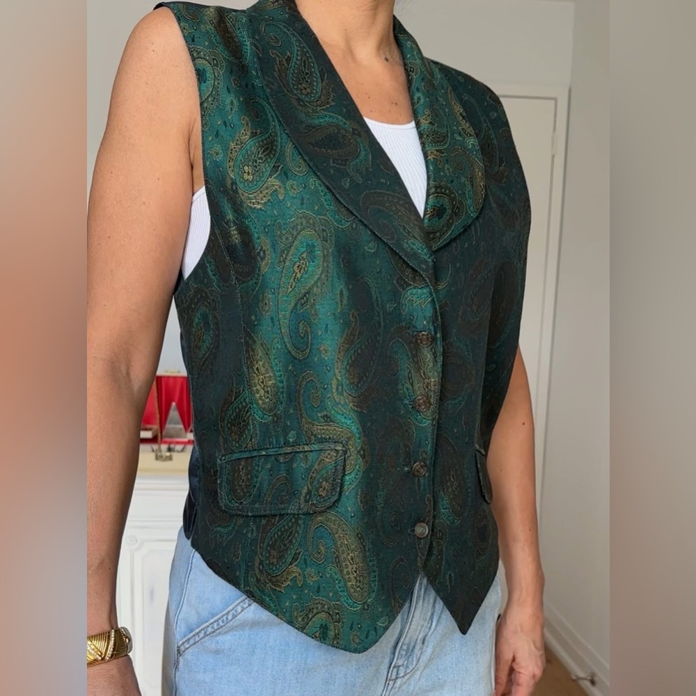 ❌SOLD ON MY IG Vintage 80’s Lizsport Emerald Green Jacquard Steampunk Vest